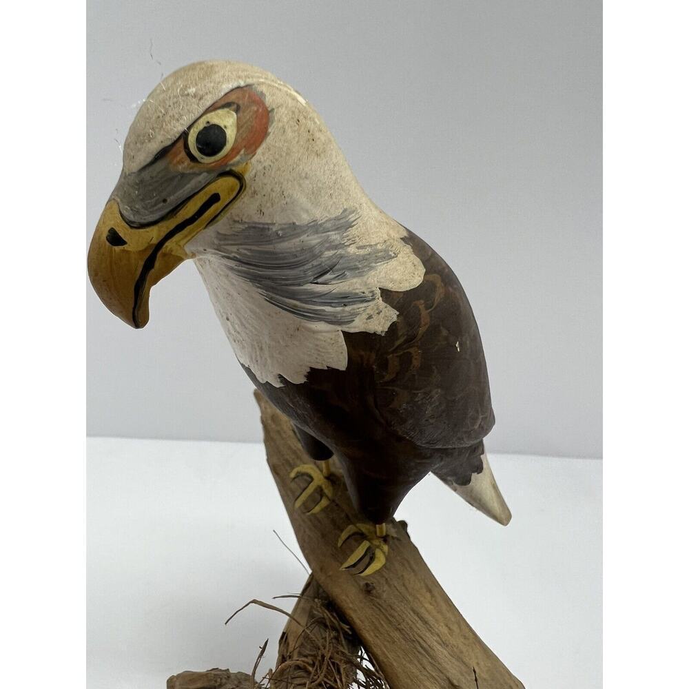 Unbranded Hand Carved & Painted Bald Eagle on Driftwood Vintage - Picture 7 of 13